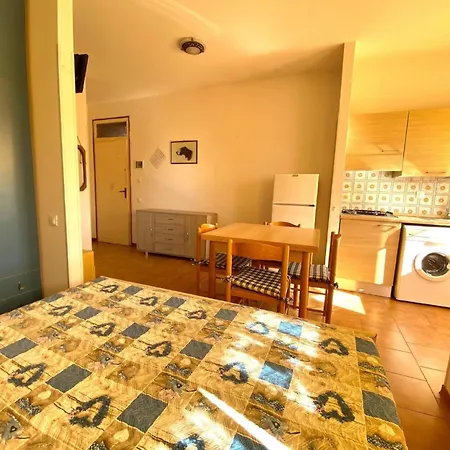 Ferienwohnung In Mit Kleinem Balkon * 리도 델레 나지오니