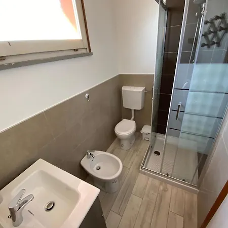 아파트 Ferienwohnung In Mit Kleinem Balkon 리도 델레 나지오니