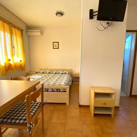 شقة Ferienwohnung In Mit Kleinem Balkon